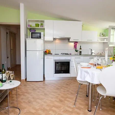 Lumare * Grebaštica