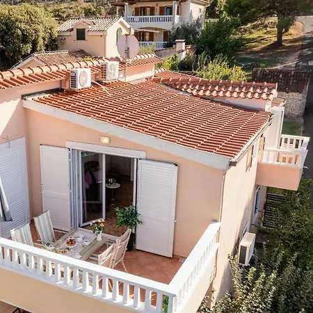 Apartman Lumare Grebaštica