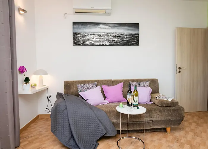 Apartman Lumare Grebastica