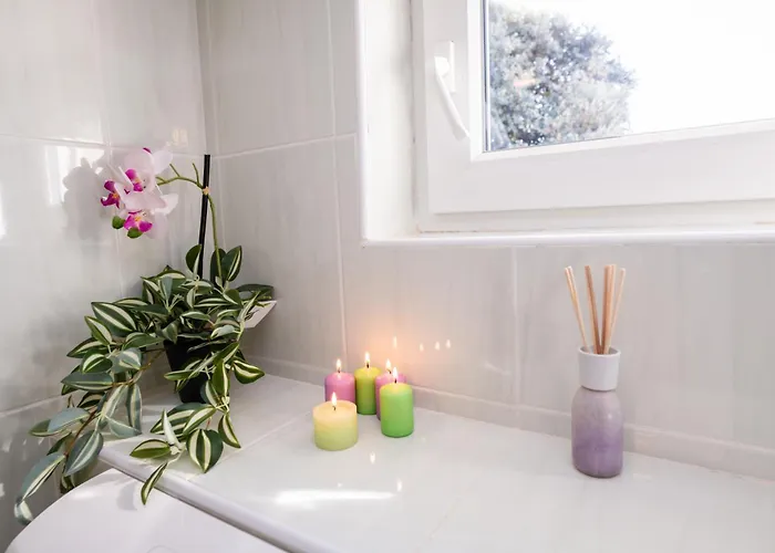 Lumare Apartman Grebastica