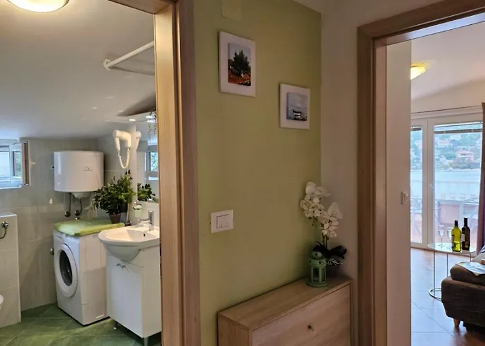 Apartman Lumare Grebastica