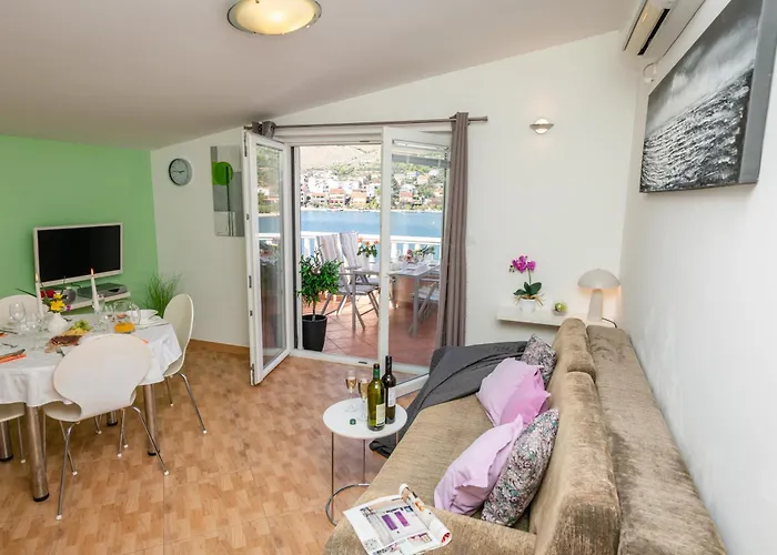 Apartman Lumare Grebastica
