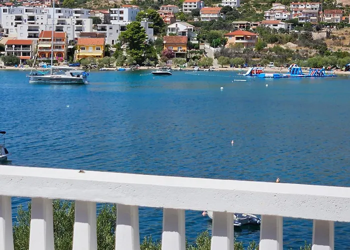 Apartman Lumare Grebastica